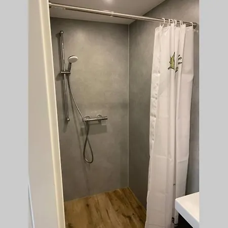 Smart Home - Die etwas andere Ferienwohnung! Brandenburg an der Havel Exterior foto